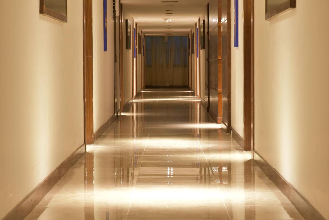 Pride Hotel, Chennai Extérieur photo