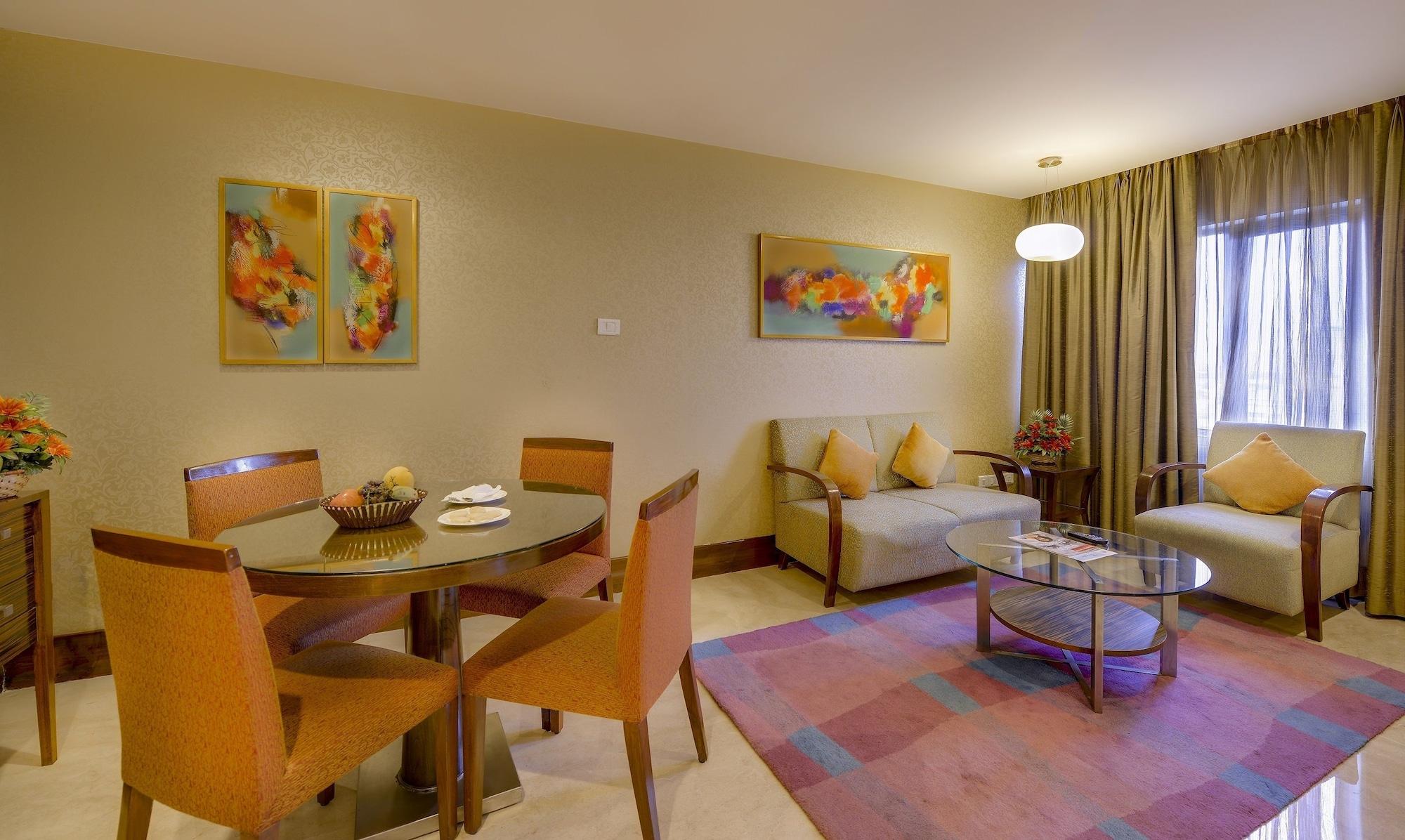 Pride Hotel, Chennai Extérieur photo