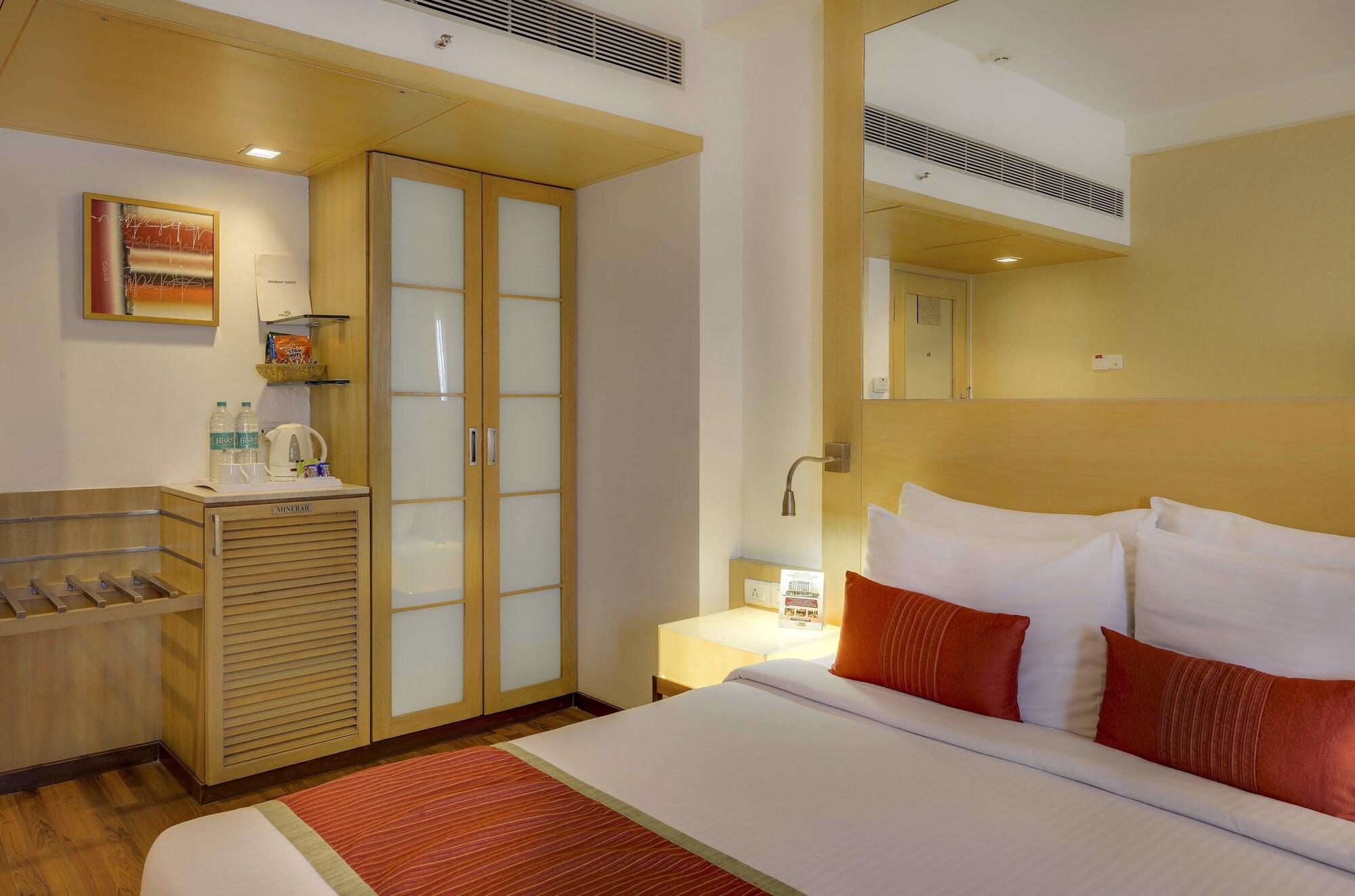 Pride Hotel, Chennai Extérieur photo