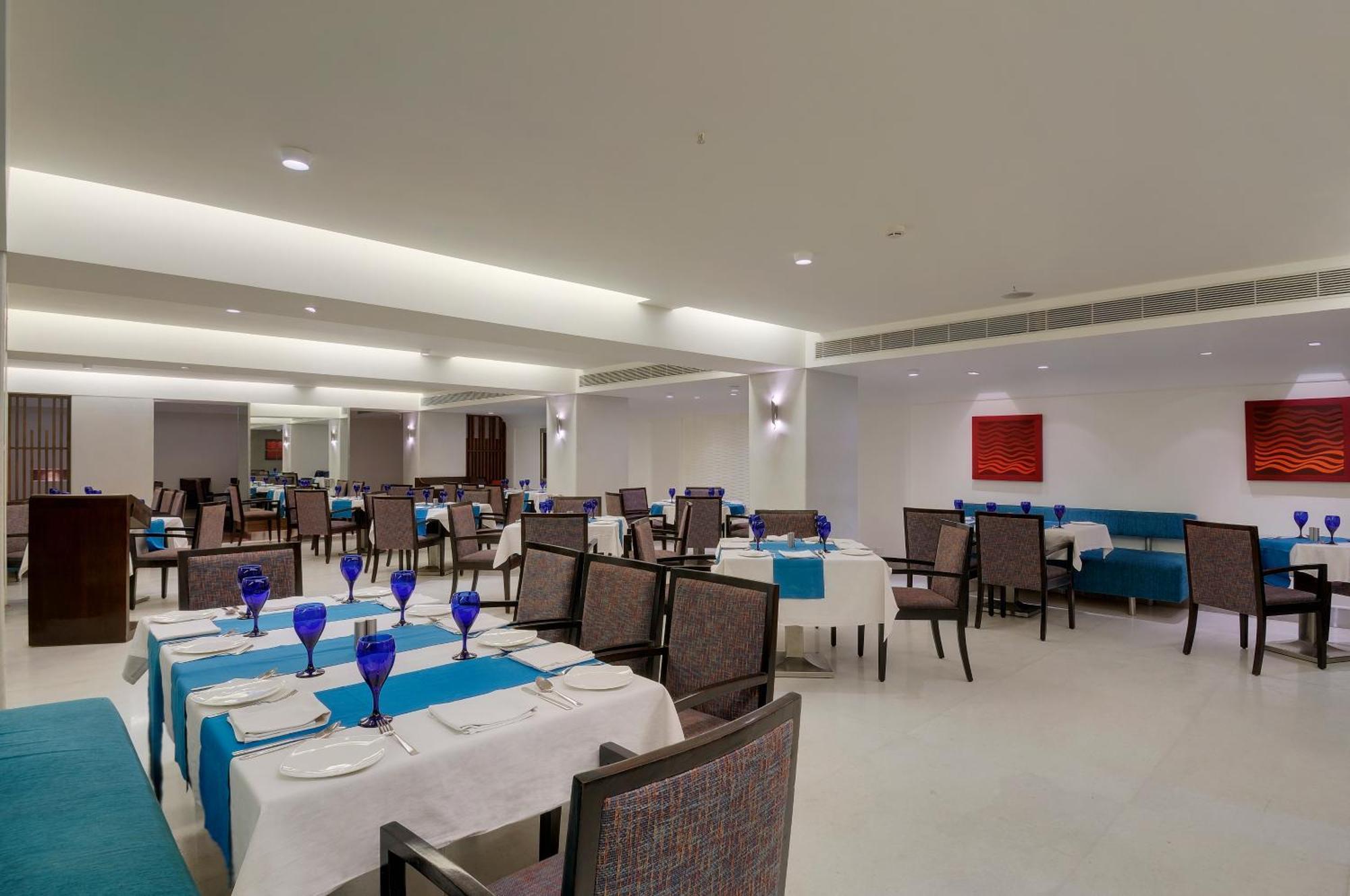 Pride Hotel, Chennai Extérieur photo