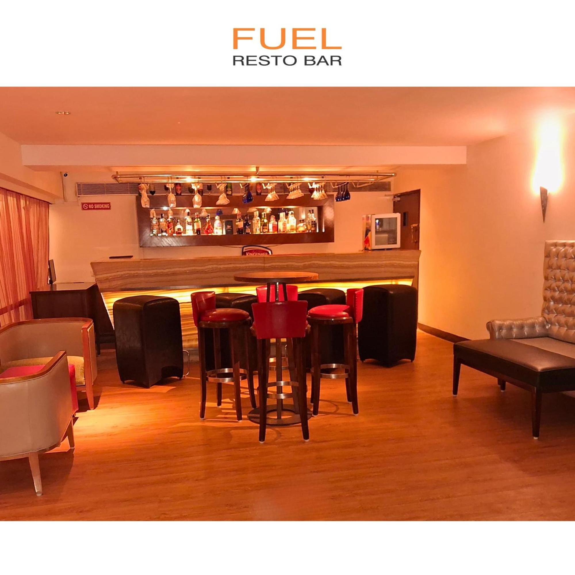 Pride Hotel, Chennai Extérieur photo