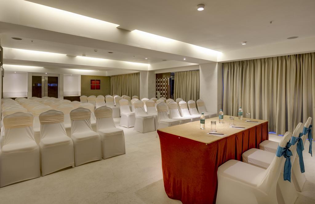 Pride Hotel, Chennai Extérieur photo