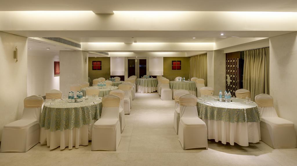 Pride Hotel, Chennai Extérieur photo